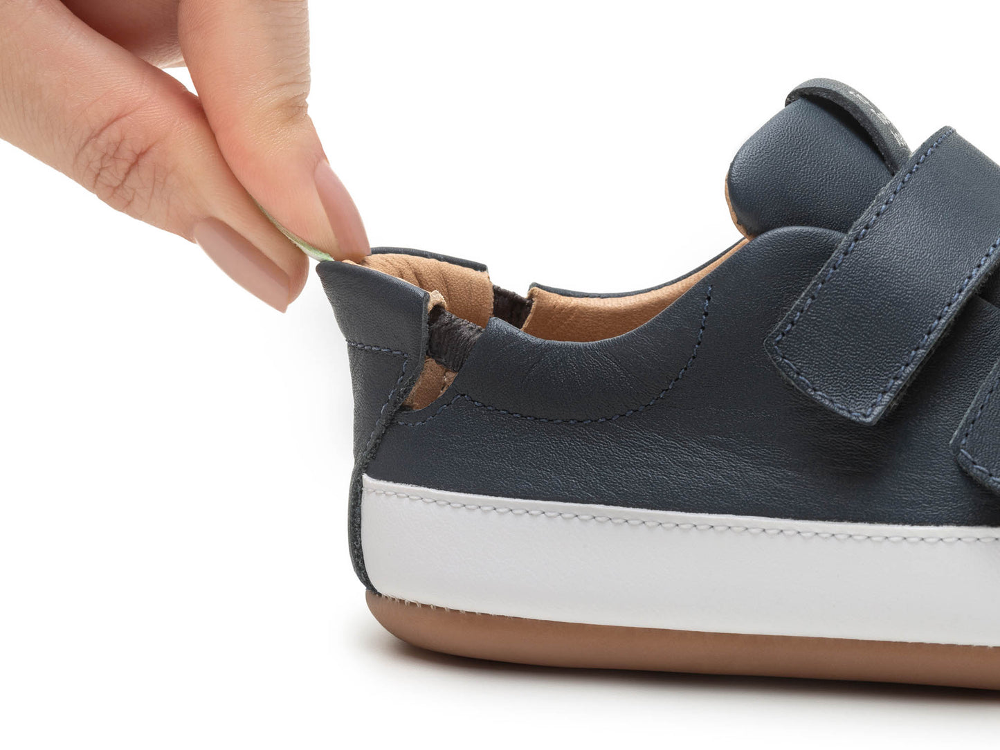 Bossy Navy White